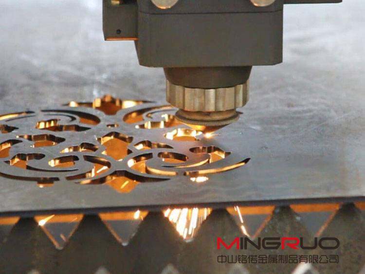 钣金加工中的激光切割到底是什么原理？-钣金加工珠海机箱机柜设备外壳激光切割米兰web版登录入口