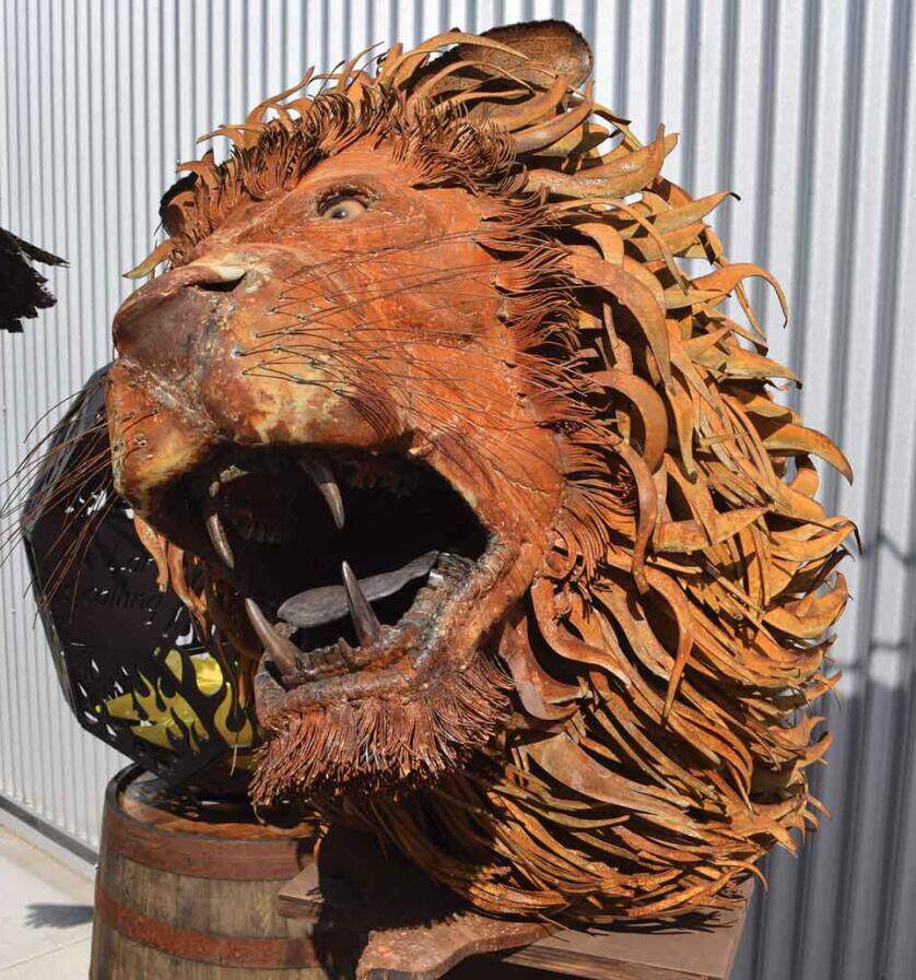 全球钣金新闻-金属制造狂:焊工制作动物的金属钣金-钣金加工珠海机箱机柜设备外壳激光切割米兰web版登录入口 全球钣金新闻-金属制造狂:焊工制作动物的金属钣金-钣金加工珠海机箱机柜设备外壳激光切割米兰web版登录入口