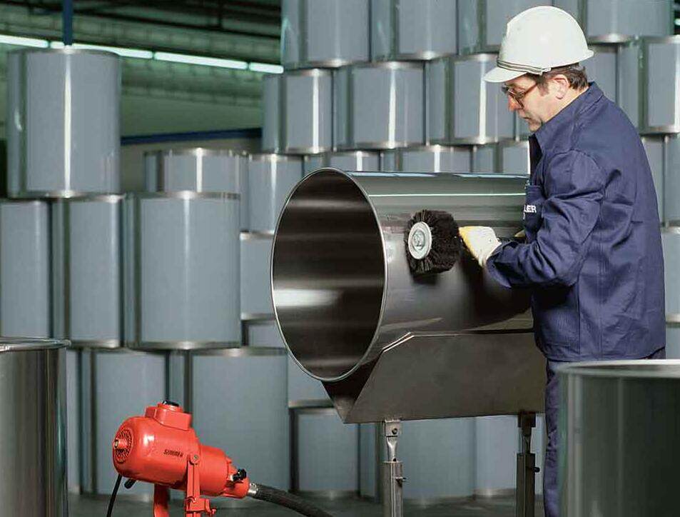 不锈钢表面处理技巧之拉丝、抛光、精磨不锈钢-中山铭偌-钣金加工珠海机箱机柜设备外壳激光切割米兰web版登录入口