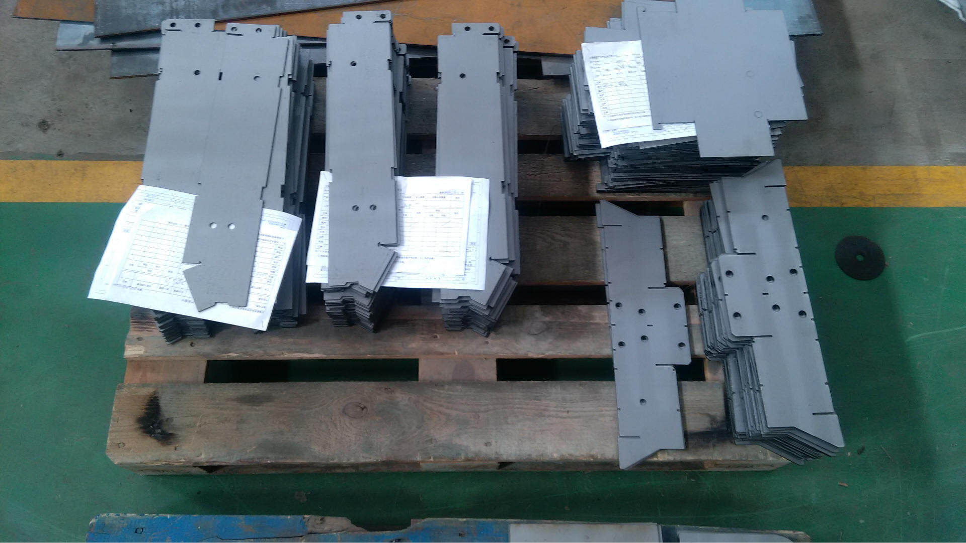 钣金加工中判断钣金激光加工的质量-钣金加工珠海机箱机柜设备外壳激光切割米兰web版登录入口 钣金加工中判断钣金激光加工的质量-钣金加工珠海机箱机柜设备外壳激光切割米兰web版登录入口