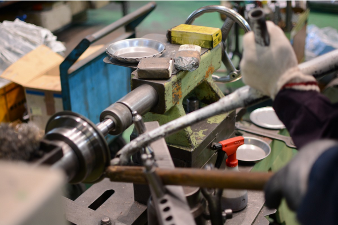 钣金加工该如何选择合适的材料?