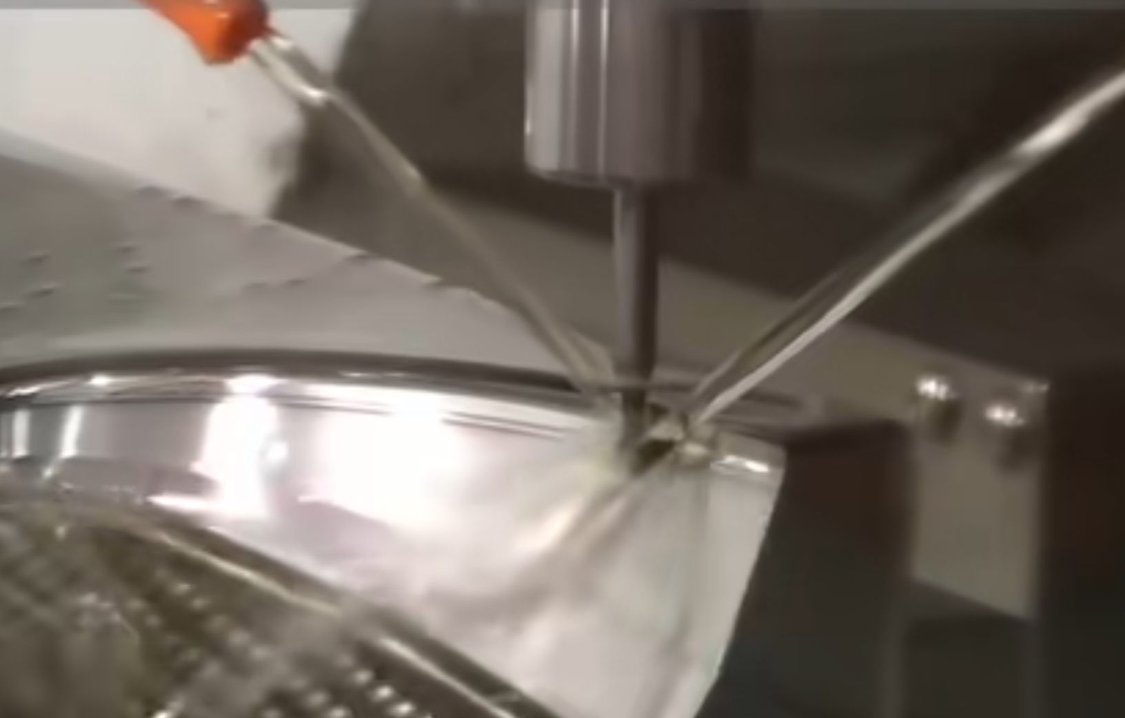 震憾！CNC居然可以直接铣出手机金属外壳镜面效果