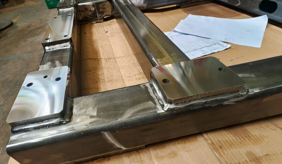 中山钣金加工厂:小作坊比不了的钣金加工细节把控